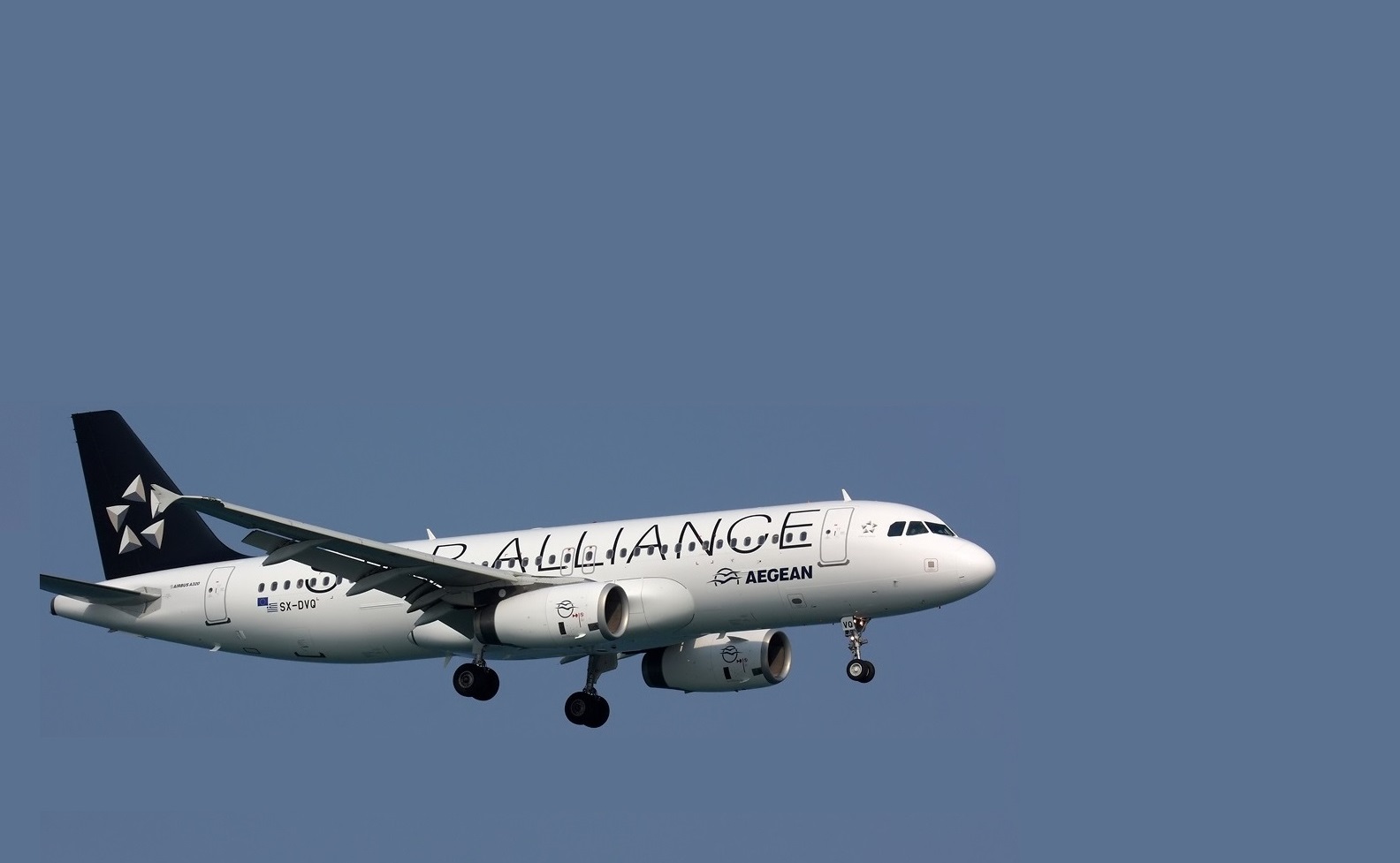 Airbus_A320-232,_Star_Alliance_(Aegean_Airlines)_AN1754880