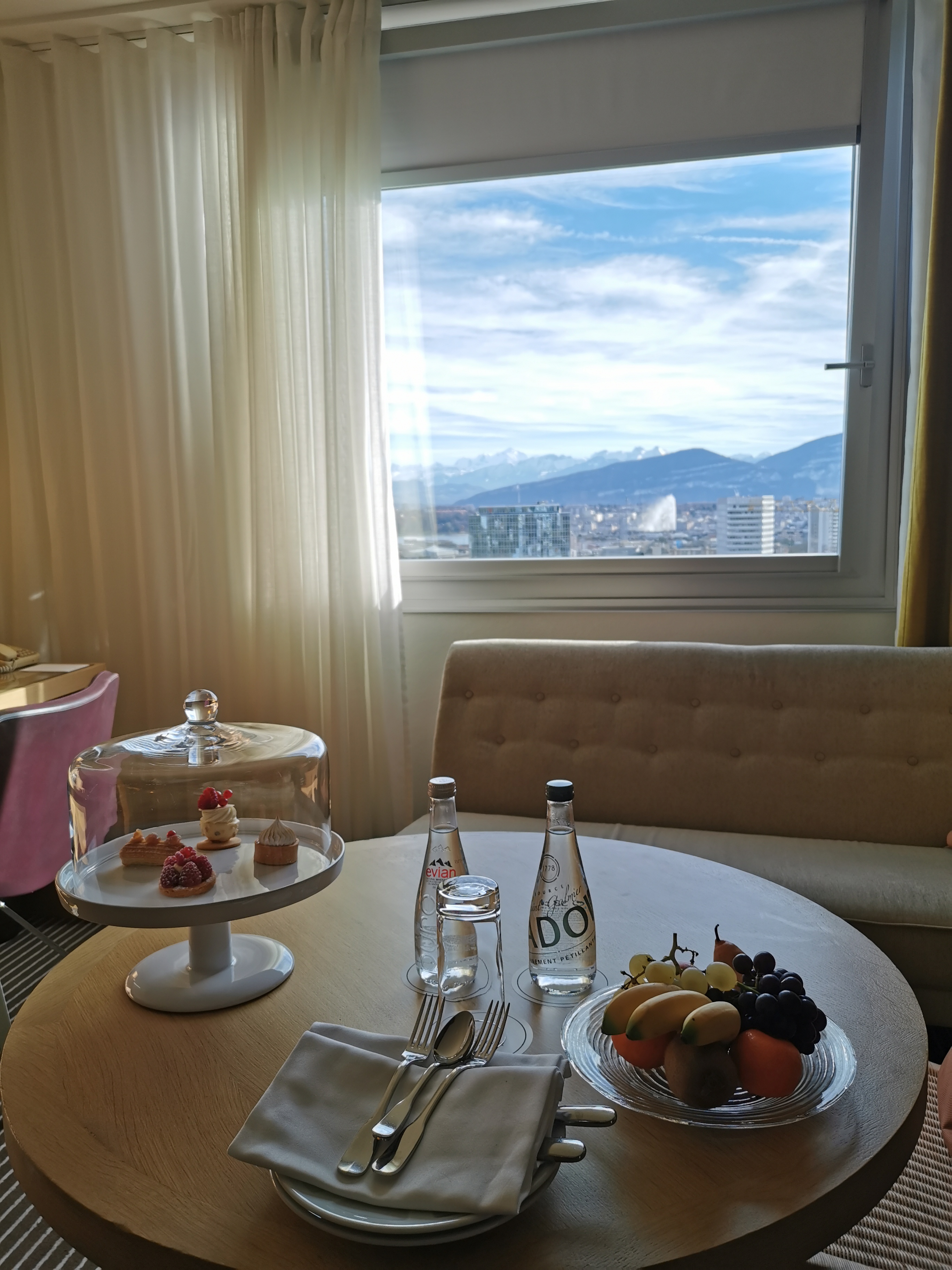 IC Geneva Lake view Suite